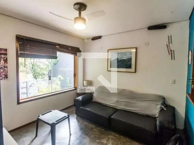 Casa aluguel em Região Imediata de São Paulo, Região Metropolitana de São Paulo