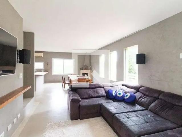 Casa aluguel em Região Imediata de São Paulo, Região Metropolitana de São Paulo