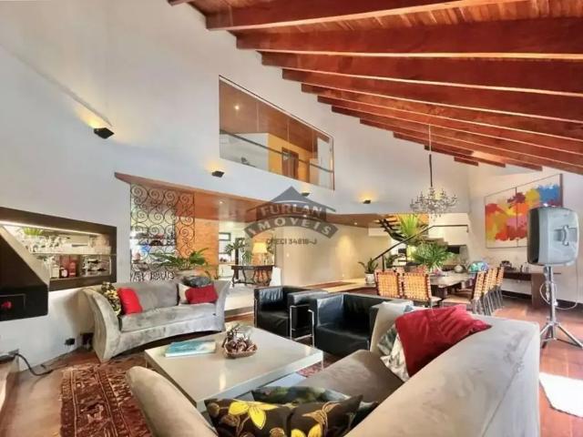 Casa aluguel em Vila Dirce, Carapicuiba