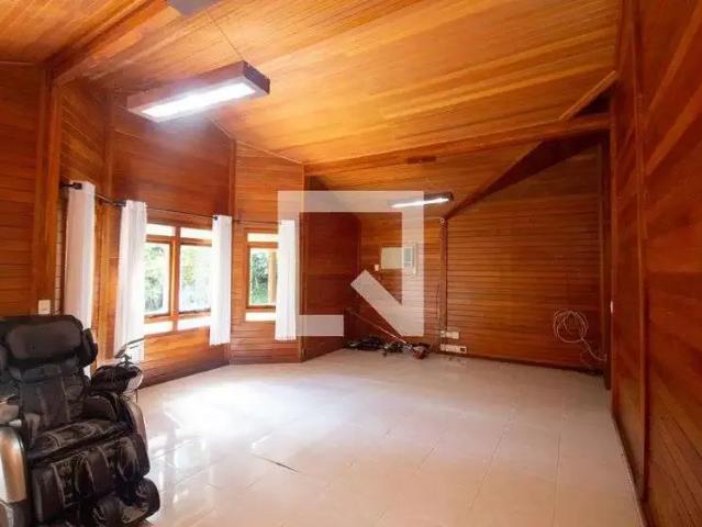 Casa aluguel em Região Geográfica Imediata de Belo Horizonte, Região Metropolitana de Belo Horizonte