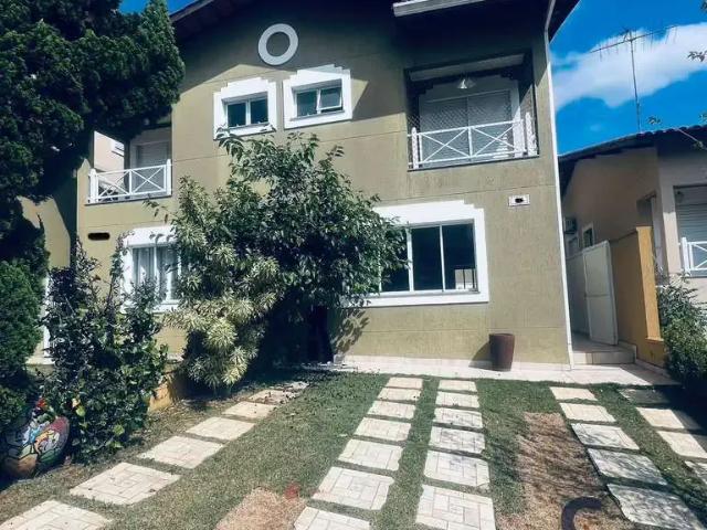 Casa aluguel em Cotia