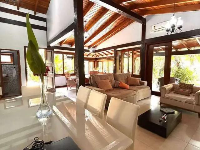 Casa aluguel em Região Geográfica Imediata do Rio de Janeiro, Região Metropolitana do Rio de Janeiro