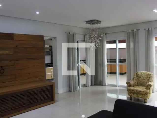 Casa aluguel em Cotia, Passárgada