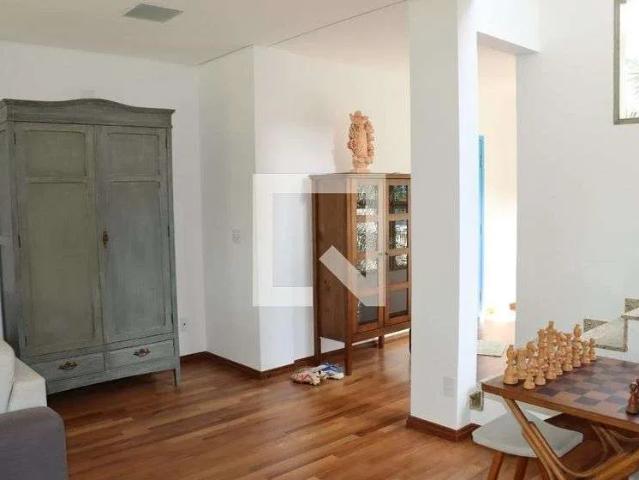 Casa aluguel em Região Imediata de São Paulo, Região Metropolitana de São Paulo