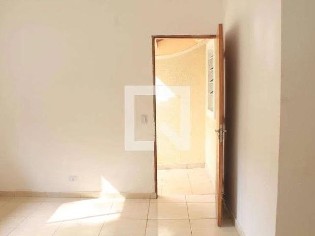 Casa aluguel em Cotia