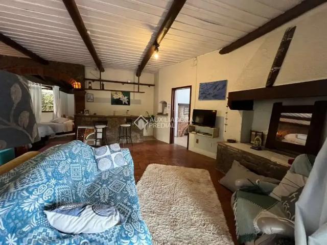 Casa aluguel em Região Geográfica Imediata de Florianópolis, Desterro