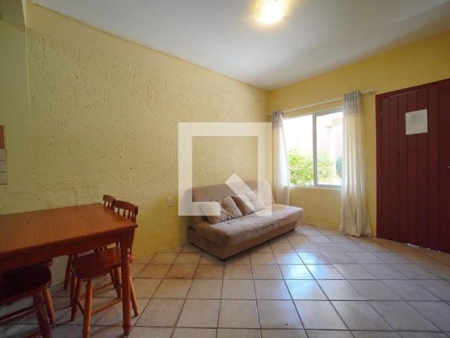Casa aluguel em Barra da Lagoa, Florianópolis