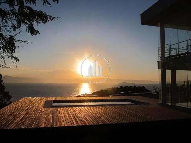 Casa aluguel em Região Geográfica Imediata de Florianópolis, Desterro