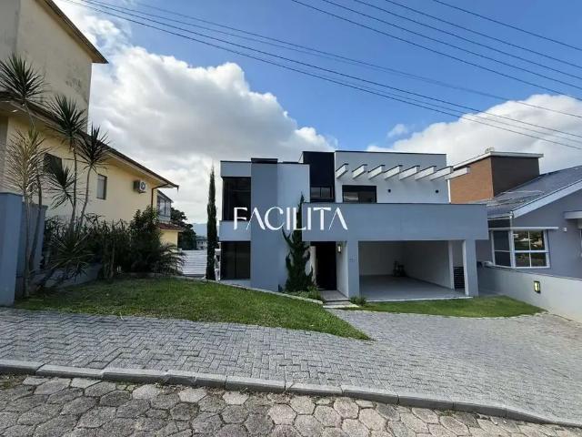 Casa aluguel em Região Geográfica Imediata de Florianópolis, Desterro