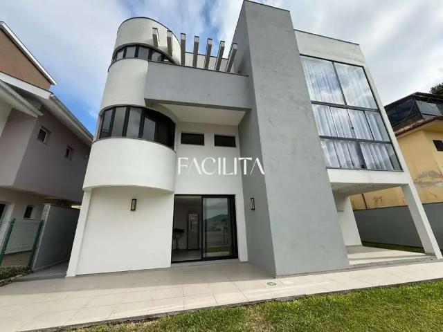 Casa aluguel em Região Geográfica Imediata de Florianópolis, Desterro