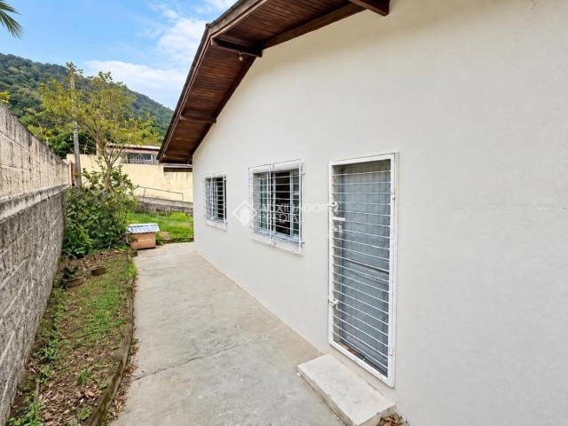 Casa aluguel em Região Geográfica Imediata de Florianópolis, Desterro