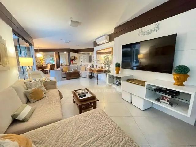 Casa aluguel em Região Geográfica Imediata de Florianópolis, Desterro
