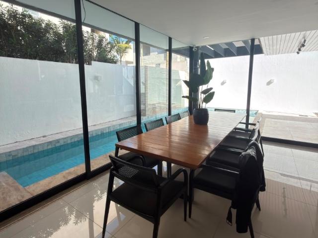 Casa aluguel em Região Geográfica Imediata de Goiânia, Goiânia