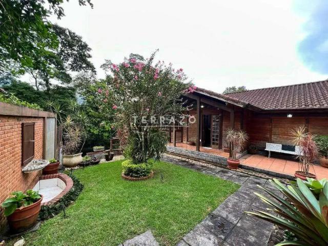 Casa aluguel em Região Geográfica Imediata do Rio de Janeiro, Região Metropolitana do Rio de Janeiro