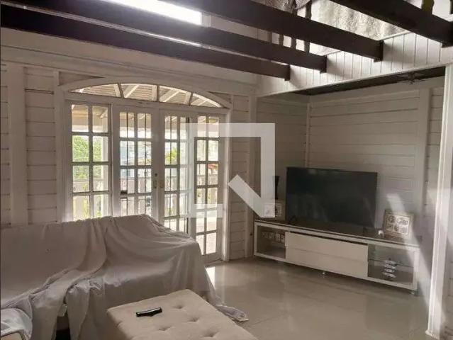 Casa aluguel em Região Imediata de São Paulo, Região Metropolitana de São Paulo