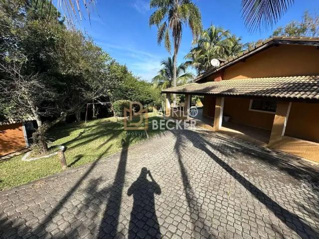Casa aluguel em Região Imediata de São José dos Campos, Região Metropolitana do Vale do Paraíba e Litoral Norte