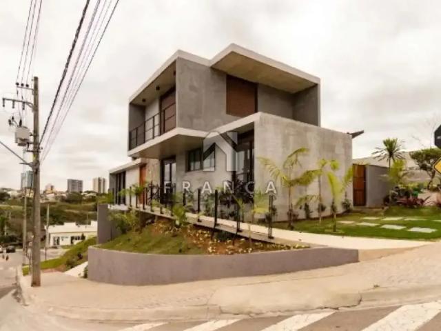 Casa aluguel em Região Imediata de São José dos Campos, Região Metropolitana do Vale do Paraíba e Litoral Norte