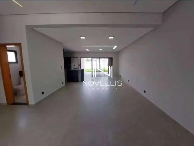 Casa aluguel em Região Imediata de São José dos Campos, Região Metropolitana do Vale do Paraíba e Litoral Norte
