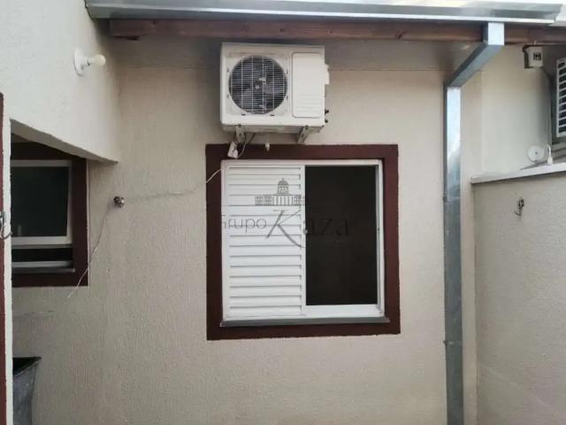 Casa aluguel em Região Imediata de São José dos Campos, Região Metropolitana do Vale do Paraíba e Litoral Norte