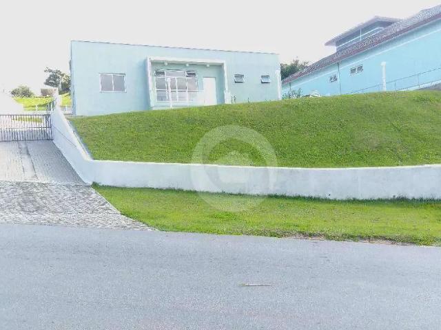 Casa aluguel em Região Imediata de São José dos Campos, Região Metropolitana do Vale do Paraíba e Litoral Norte