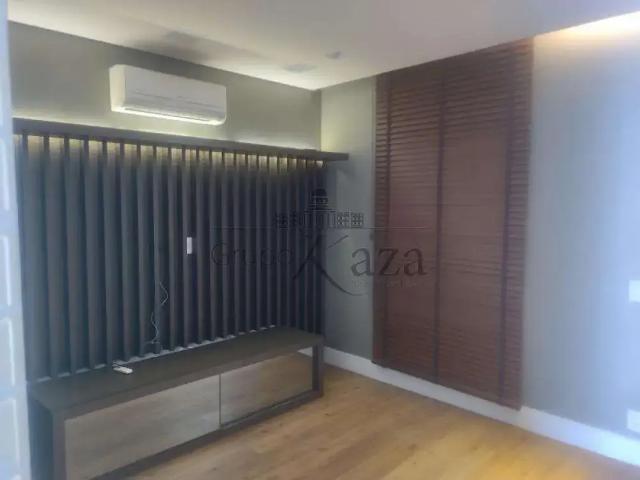 Casa aluguel em Região Imediata de São José dos Campos, Região Metropolitana do Vale do Paraíba e Litoral Norte