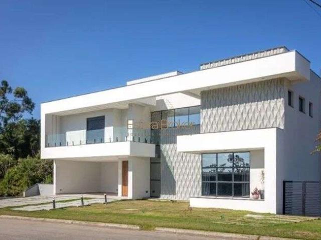 Casa aluguel em Jambeiro, Centro