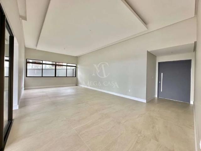 Casa aluguel em Região Geográfica Imediata de Juiz de Fora, Juiz de Fora