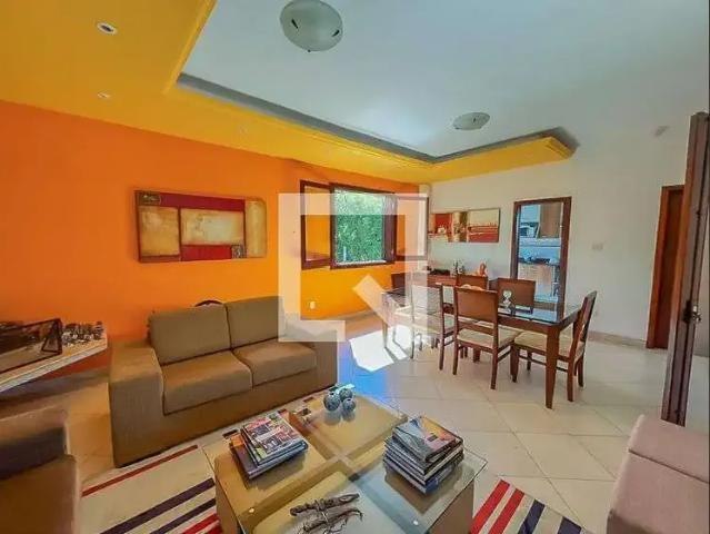 Casa aluguel em Região Geográfica Imediata de Belo Horizonte, Região Metropolitana de Belo Horizonte