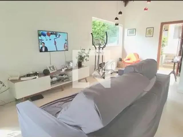 Casa aluguel em Região Geográfica Imediata de Belo Horizonte, Região Metropolitana de Belo Horizonte