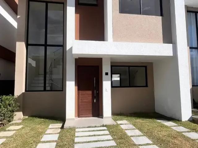 Casa aluguel em Região Geográfica Imediata de Salvador, Região Metropolitana de Salvador