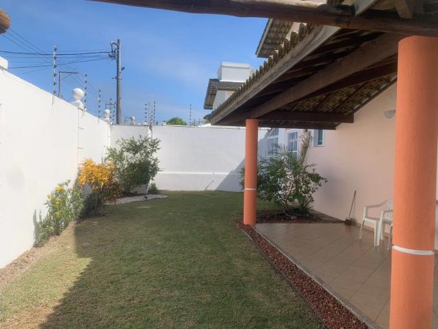 Casa aluguel em Lauro de Freitas, Região Geográfica Intermediária de Salvador