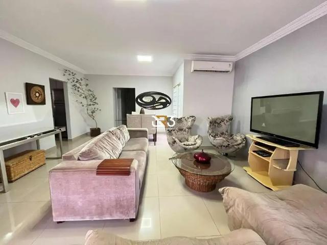 Casa aluguel em Região Geográfica Imediata de Londrina, Londrina