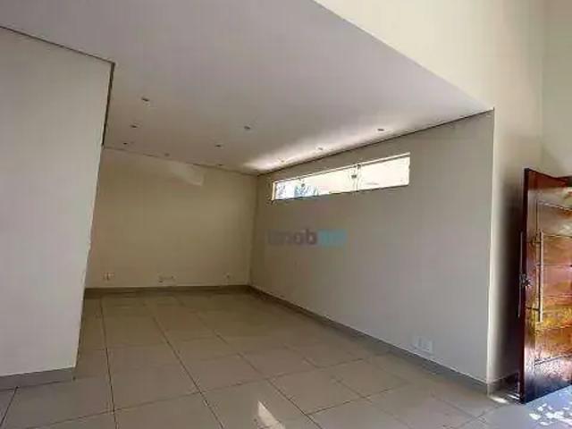 Casa aluguel em Região Geográfica Imediata de Londrina, Londrina