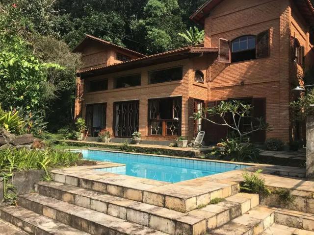 Casa aluguel em Caraguatá, Mairiporã