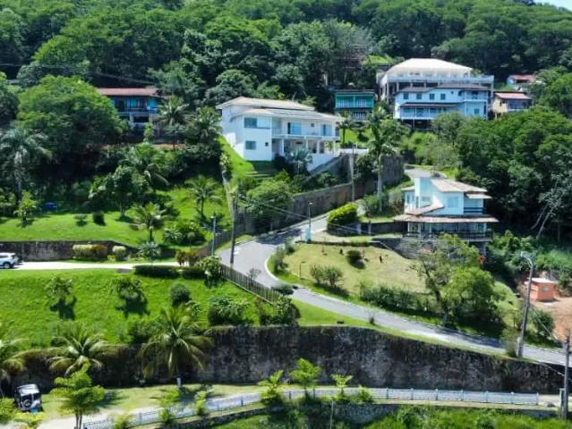 Casa aluguel em Região Geográfica Imediata do Rio de Janeiro, Mangaratiba