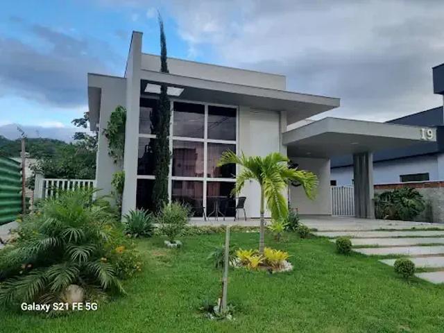 Casa aluguel em Região Geográfica Imediata do Rio de Janeiro, Região Metropolitana do Rio de Janeiro