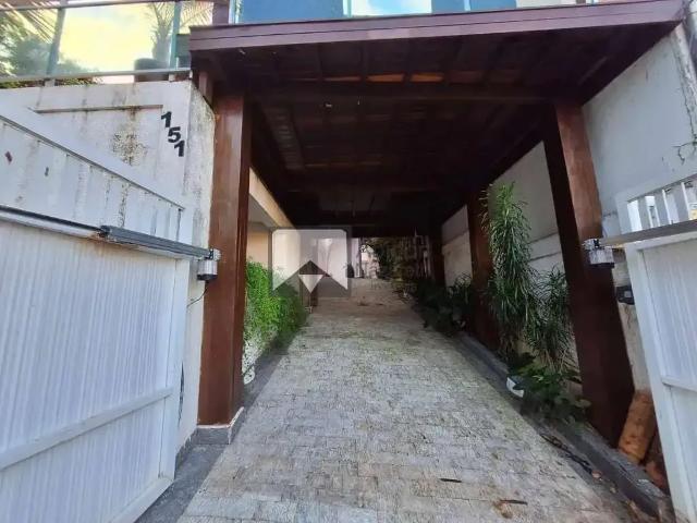 Casa aluguel em Região Geográfica Imediata do Rio de Janeiro, Região Metropolitana do Rio de Janeiro