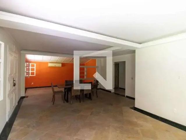 Casa aluguel em Região Geográfica Imediata do Rio de Janeiro, Região Metropolitana do Rio de Janeiro