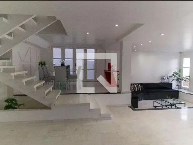 Casa aluguel em Região Geográfica Imediata do Rio de Janeiro, Região Metropolitana do Rio de Janeiro