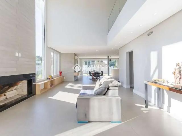 Casa aluguel em Região Geográfica Imediata de Porto Alegre, Região Metropolitana de Porto Alegre