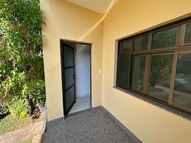 Casa aluguel em Patos de Minas, Região Geográfica Intermediária de Patos de Minas