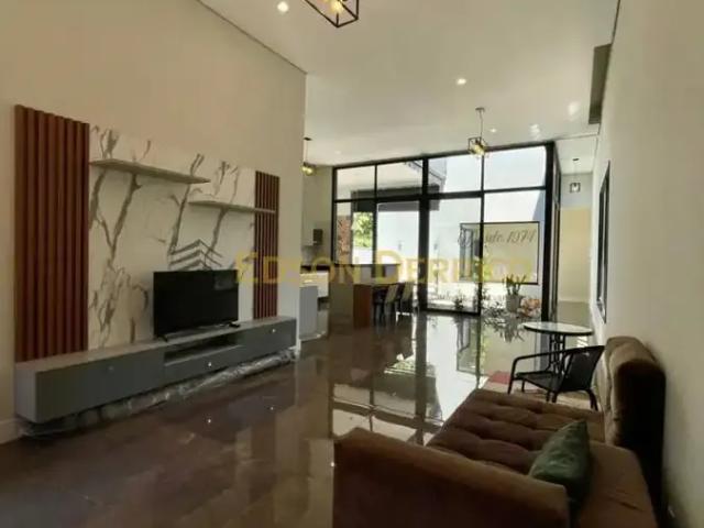 Casa aluguel em Região Imediata de Taubaté-Pindamonhangaba, Região Metropolitana do Vale do Paraíba e Litoral Norte