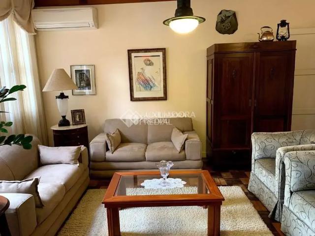 Casa aluguel em Região Geográfica Imediata de Porto Alegre, Região Metropolitana de Porto Alegre