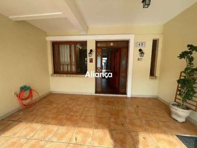 Casa aluguel em Região Geográfica Imediata de Porto Alegre, Região Metropolitana de Porto Alegre