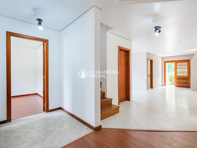 Casa aluguel em Jardim Itu, Porto Alegre