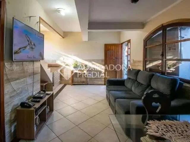 Casa aluguel em Parque Residencial Ernesto di Primo Beck, Porto Alegre