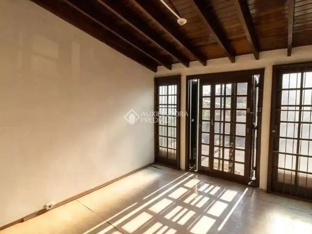 Casa aluguel em Região Geográfica Imediata de Porto Alegre, Região Metropolitana de Porto Alegre