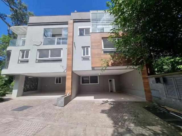 Casa aluguel em Região Geográfica Imediata de Porto Alegre, Região Metropolitana de Porto Alegre