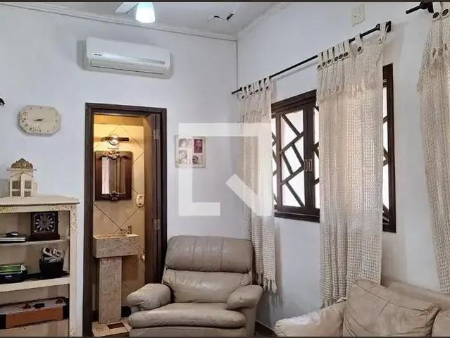 Casa aluguel em Região Imediata de Santos, Região Metropolitana da Baixada Santista