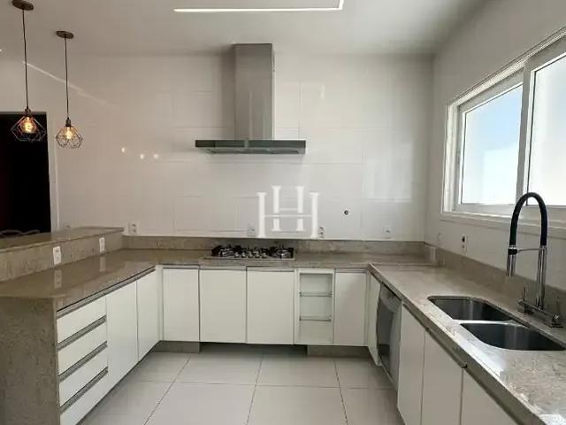 Casa aluguel em Região Geográfica Imediata do Rio de Janeiro, Região Metropolitana do Rio de Janeiro